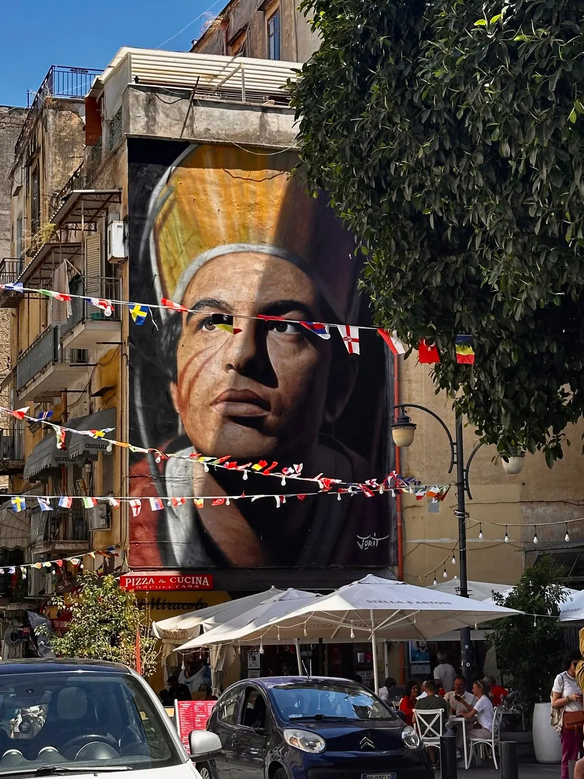 Il murale di San Gennaro di Jorit a Forcella, Napoli